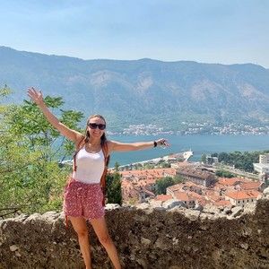 Meet your Posher, Casey